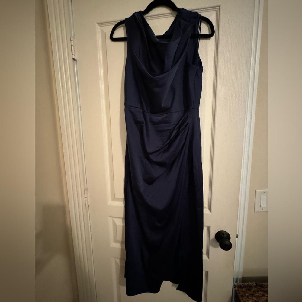 EUC navy Abercrombie & Fitch stretch satin midi dress L